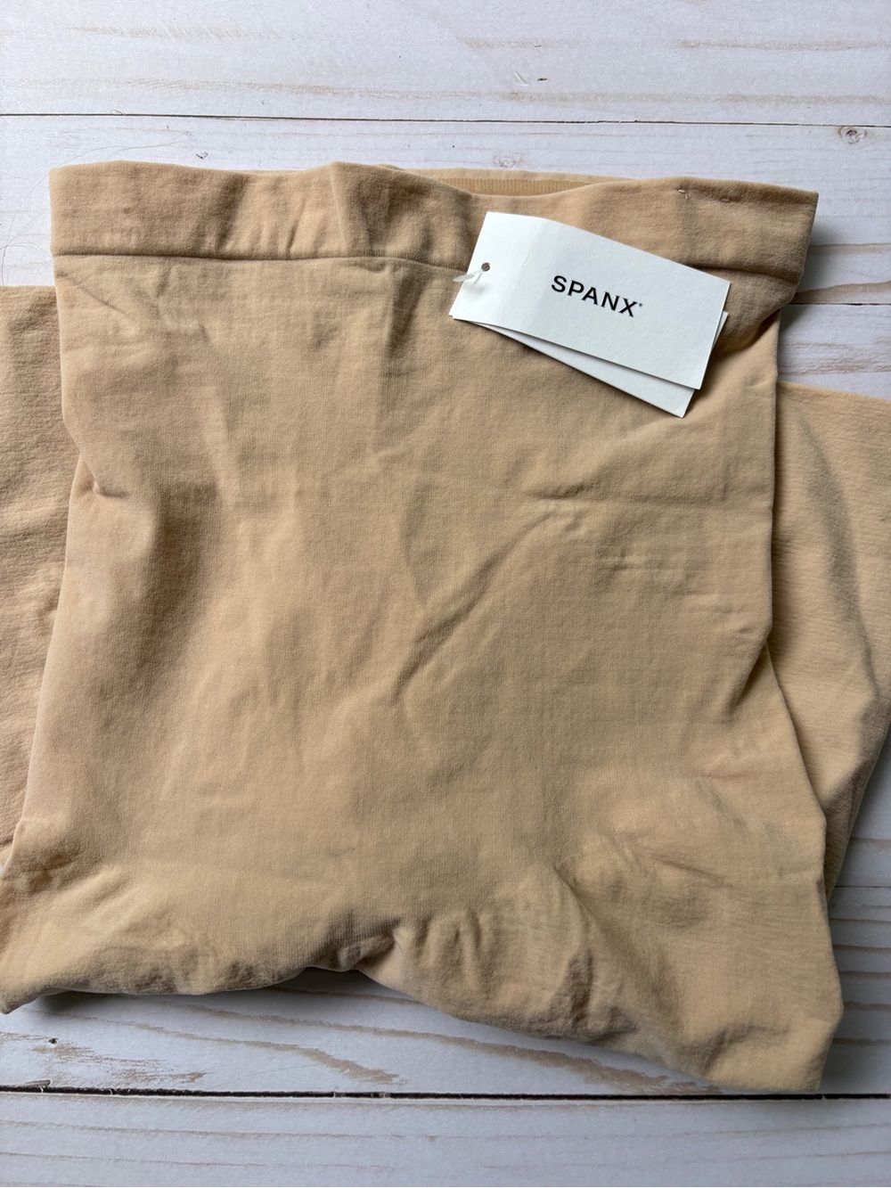 Spanx SPANXsculpt Seamless Power High-Waisted Mid-Thigh Short